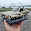 Miniatura Carros Clássicos do Brasil Nacional Comodoro 250 Coupe 1982 Dourado Escala 1:43