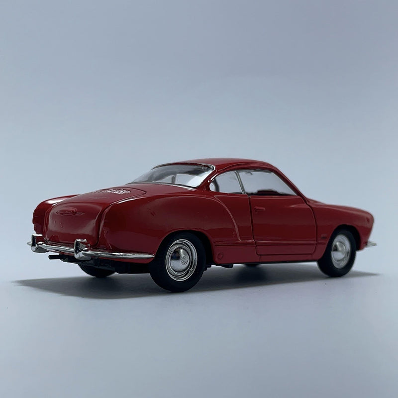 Miniatura Carro Antigo Clássico Volkswagen Karmann Ghia Vermelho Escala 1/36