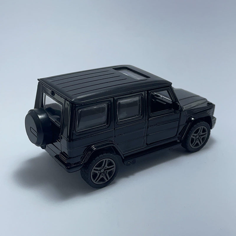 Miniatura Carro SUV Esportivo Mercedes Benz AMG G63 Preto Escala 1/36