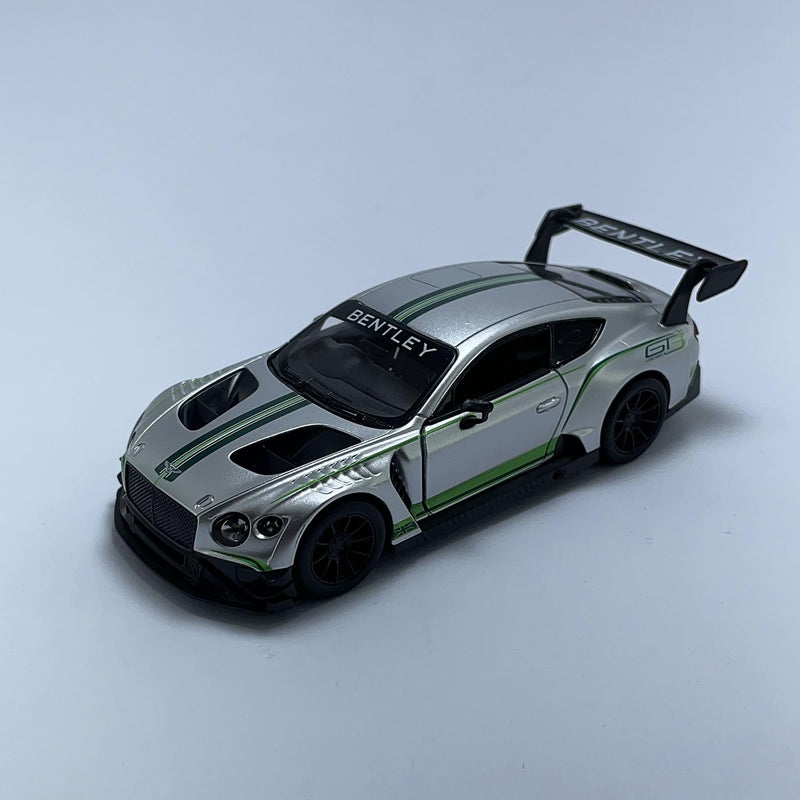 Miniatura Carro de Corrida Esportivo Bentley Continental GTS Prata Escala 1/36