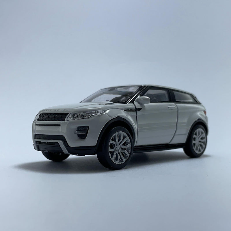 Miniatura Carrinho SUV Esportivo Range Rover Evoque Branco Escala 1/36