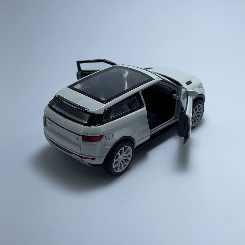 Miniatura Carrinho SUV Esportivo Range Rover Evoque Branco Escala 1/36