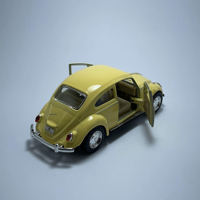 Carrinho Miniatura Antigo Clássico Brasileiro Volkswagen Fusca 1967 Creme Escala 1/36