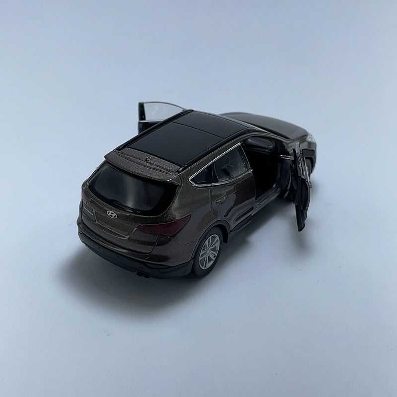 Miniatura Carro SUV Brasileiro Hyundai SantaFé Cinza Escala 1/36