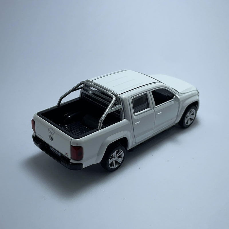 Miniatura Carro PickUp Brasileiro Volkswagen Amarok Branca Escala 1/46