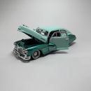 Carrinho Miniatura Antigo Clássico 1948 Chevy AeroSedan FleetLine Verde Esacala 1/24