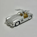 Miniatura Carrinho Antigo Clássico Esportivo 1954 Mercedes Benz 300SL Prata Escala 1/36