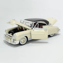 Miniatura Antiga Clássica Chevrolet Bel Air 1950 Creme Escala 1:24