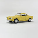 Miniatura Volkswagen Karmann Ghia Amarelo Escala 1:36