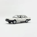 Miniatura Volkswagen Santana Branco Escala 1:36