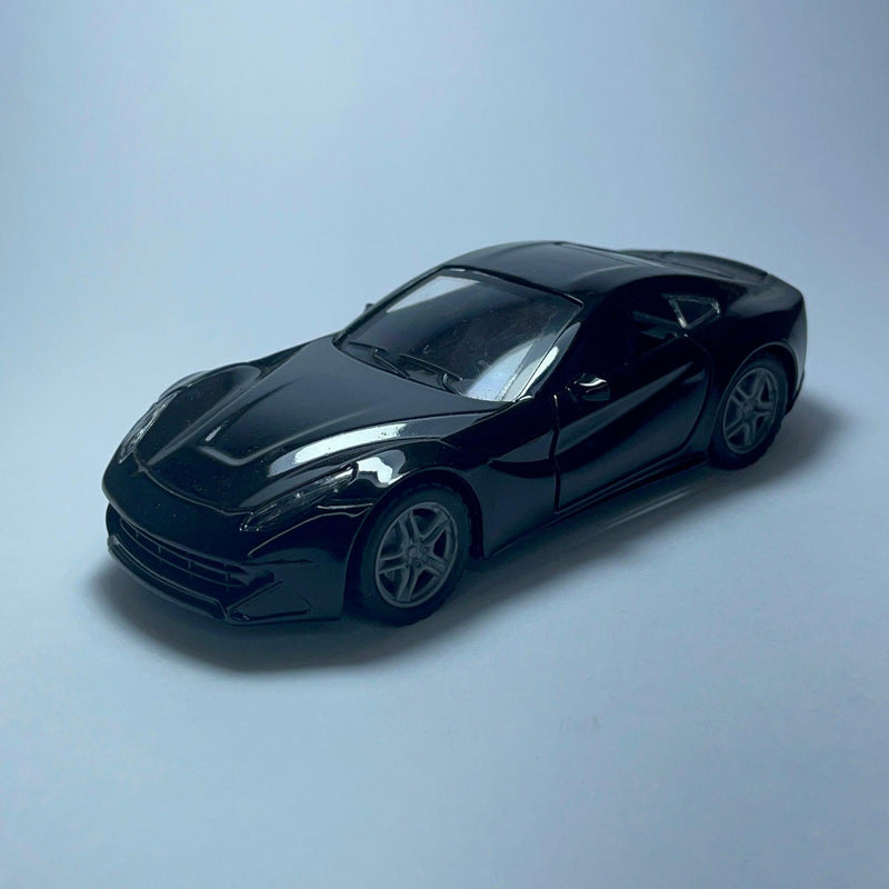 Carrinho Miniatura de Corrida Esportivo Ferrari F12 Berlinetta Preta - MiniTurbo