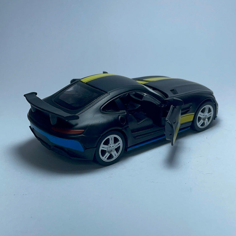 Miniatura Carro de Corrida Esportivo Mercedes AMG Preto Fosco - MiniTurbo