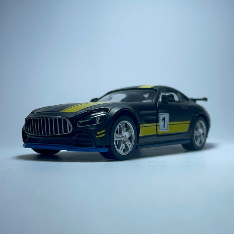 Miniatura Carro de Corrida Esportivo Mercedes AMG Preto Fosco - MiniTurbo