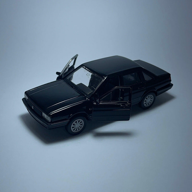 Carrinho Miniatura Antigo Cássico Volkswagen Santana 1989 Preto Escala 1/36 - MiniTurbo