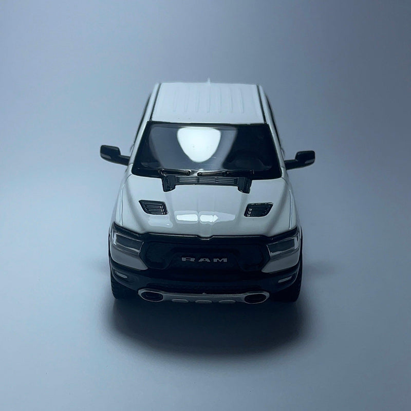 Carrinho Miniatura PickUp Dodge RAM 1500 Branca Escala 1/36 - MiniTurbo